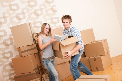 Docklands moving help for flats, offices, and storage runs